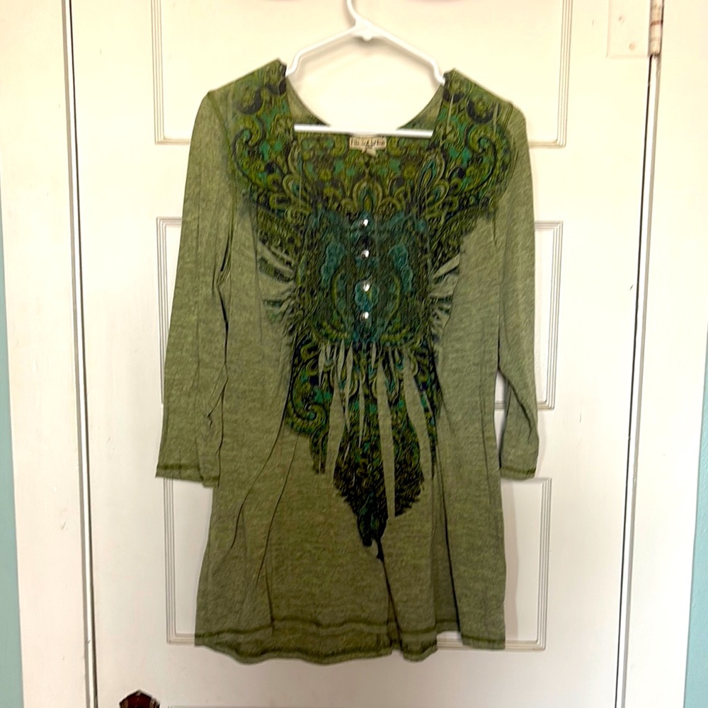 Live & Let Live Green Paisley Women's Top Size 1X
